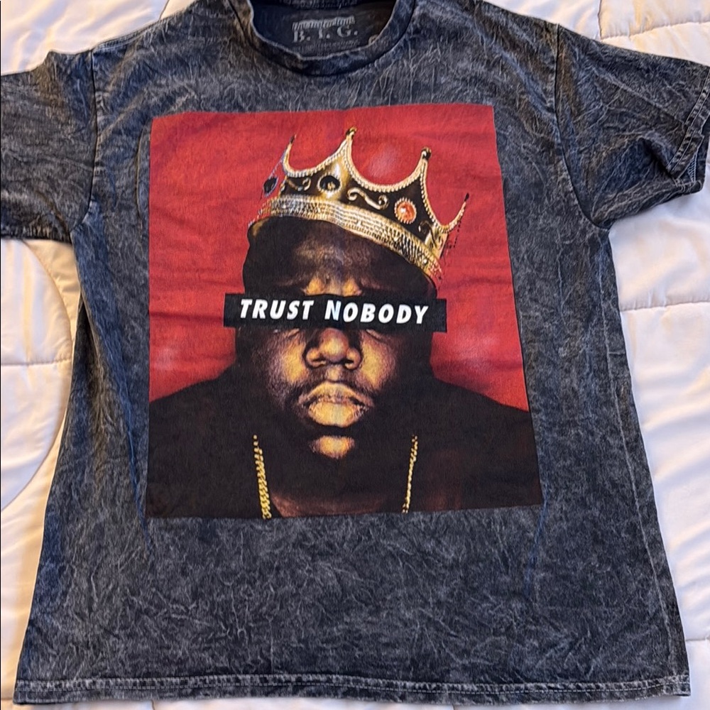 Crown Biggie Graphic T-Shirt - Distressed Black